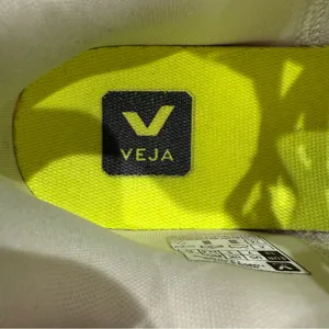 Veja Impala Engineered-Mesh Glaze Parme Women's White and Pink Sneakers thumbnail 5