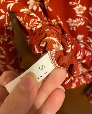 Off The Shoulder Floral Top thumbnail 4