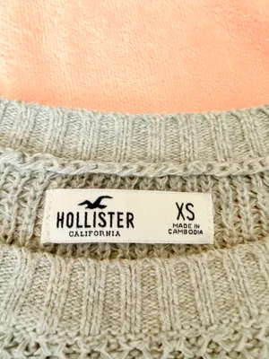 Gray Hollister Knit Sweater Size S thumbnail 2