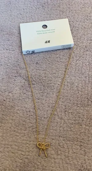 H and m bow necklace Gold thumbnail 1