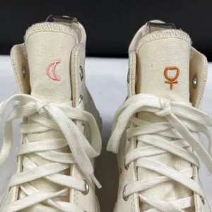 Converse Cuck Taylor Women's White Shoes/Sneakers Sz 5 SKU 4255 thumbnail 6