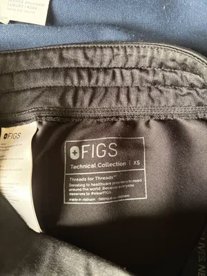 FIGS Zamora Jogger Scrub Pants | XS regular | Black thumbnail 3