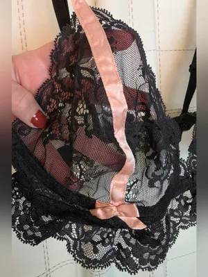 Victorias Secret Vintage Bra thumbnail 10