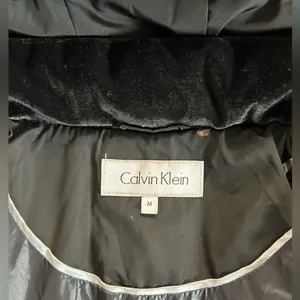 Calvin Klein Black Velvet-Trim Puffer size Medium thumbnail 6
