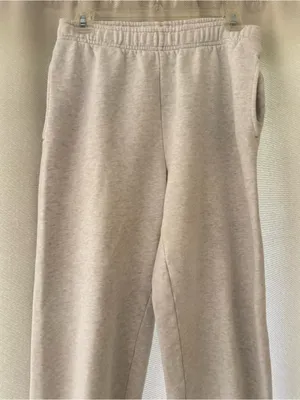 Aritzia TNA Cozy Fleece Boyfriend Jogger Sweatpants Gray Heather Size Small thumbnail 4