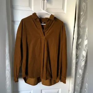 Uniqlo women corduroy oversized long sleeve blouse tiny black stains sz L cotton thumbnail 2