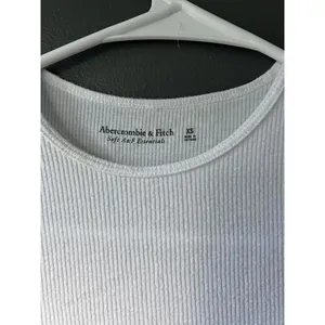 Abercrombie & Fitch White Ribbed Long Sleeve Top - XS thumbnail 2