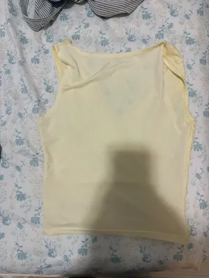 Amazon butter yellow top thumbnail 4