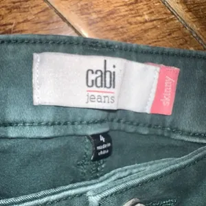 CAbi hunter green #3388 ankle skinny zipped pocket size 4 jeans thumbnail 3