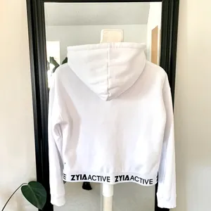 ZYIA White Cropped Hoodie Sweatshirt thumbnail 4