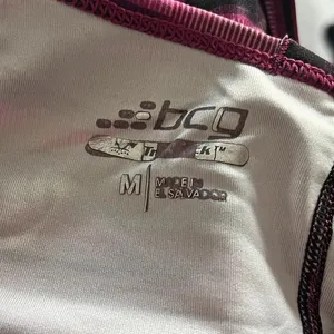 BCG (M) Pink Gradient Racerback Sports Bra Tru‑Wick Fabric Removable Pad Area thumbnail 4