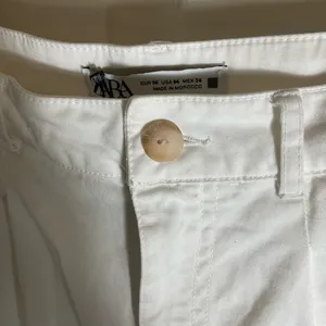 Zara High-Waisted Balloon Fit Pants - Off-White Size 4 thumbnail 4