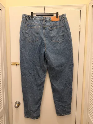 ASOS High-Waisted Mom Jeans thumbnail 2