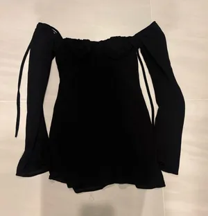 White fox off the shoulder, black mini dress never worn thumbnail 1