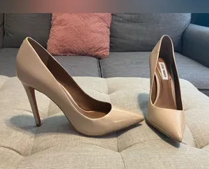 Steve Madden nude pointy stilettos thumbnail 1