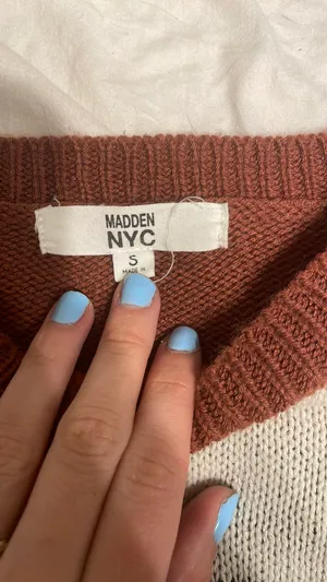 Sweater Multiple thumbnail 2