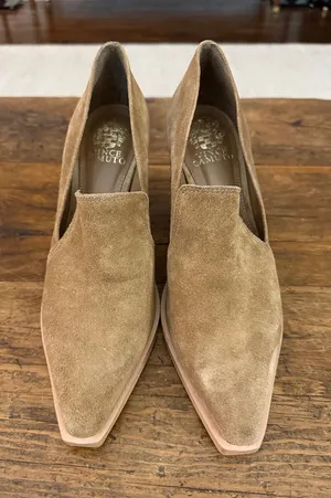 Vince Camuto Tan Suede Wevenly Snip Toe Western 3" Heels Size 8 thumbnail 1