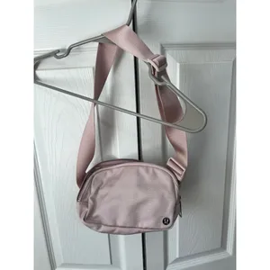 Lululemon Crossbody Belt Bag In Light Pink With Adjustable Strap & Zipper Closur thumbnail 3
