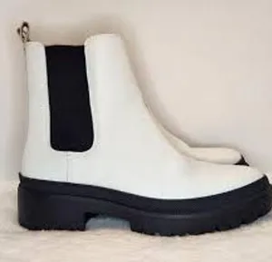 LUCKY BRAND Ellerey Lug Sole Chelsea Boots White Black Size 8.5 39 COMBAT GRUNGE thumbnail 2