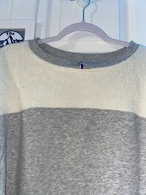 Champion Crewneck thumbnail 5