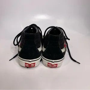 Vans Sk8 mid high‎ top sneakers rose thorns embroidered black red women’s size 8 thumbnail 4