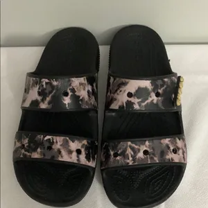 CROCS women’s Black and Purple Tie-Dye Slide Sandals size 9 thumbnail 3