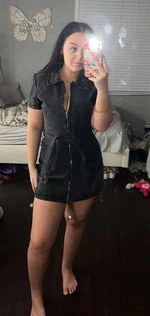 Dress thumbnail 1