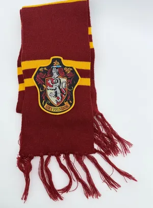 Harry Potter Gryffindor Scarf Maroon Gold Striped House Crest Fringed Knit Scarf thumbnail 1