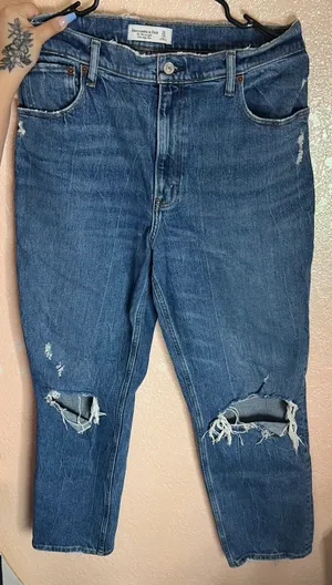 Abercrombie jeans size 12S thumbnail 1