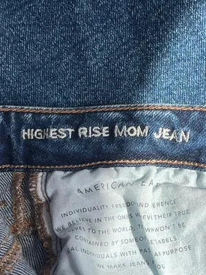 American Eagle Mom Jeans thumbnail 4
