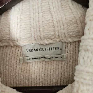 Urban Outfitters Sweater Cozy Cream Turtleneck Ruffle Cropped Neutral Chenille thumbnail 7