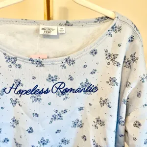 Mighty Fine Hopeless Romantic Floral Off Shoulder Cropped Sweatshirt‎ Blue SM thumbnail 2