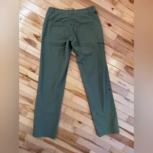 EEUC Eastern Mountain Sports women’s olive green hiking pants size 0-R thumbnail 3