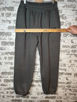 Comfort | women green jogger sweatpants thumbnail 4