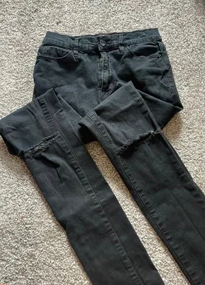 BDG Black Skinny Jeans thumbnail 1