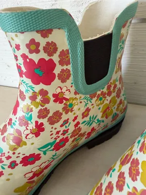Journee Tekoa Floral Garden/Rain Boots Women’s Size 10 Multicolor NEW thumbnail 8
