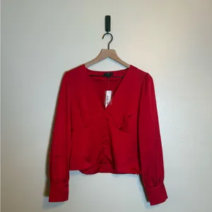 J. crew Deep V-neck button-front top in satin-backed crepe‎ thumbnail 2