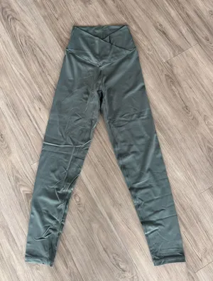 Aerie Offline Leggings High-Waisted Crossover thumbnail 1