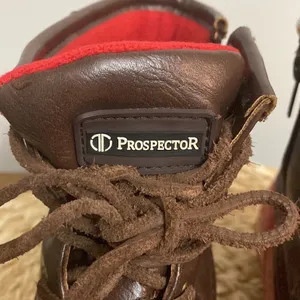 Prospector red and brown boots size 7 thumbnail 2