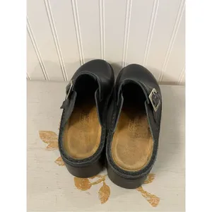 Naot slip on clog mule style shoes black sz 38 or 7.5 thumbnail 6
