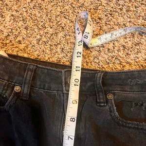 American Eagle Womens Black Distressed Mom Jean Comfort Stretch Waistband Size 4 thumbnail 6