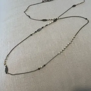 Necklace thumbnail 2