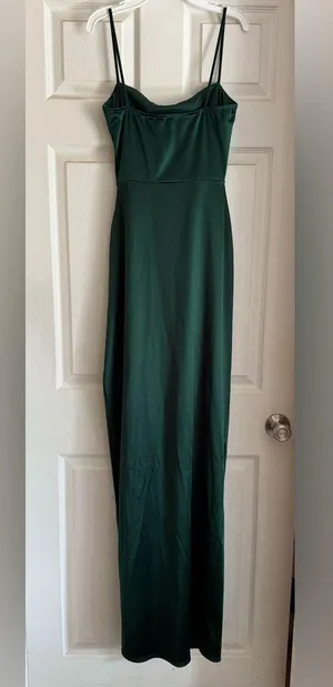 Elegant Green Satin Dress thumbnail 2