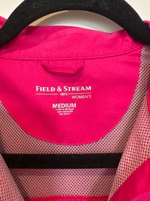 Field & Stream Women's Pink Short Sleeve Performance Button-Down Fishing Shirt S thumbnail 4