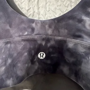 Lululemon Black Sports Bra Moisture-Wicking Racerback Size 6 thumbnail 3