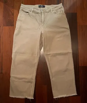 Hollister Women’s Khaki Ultra High-rise Denim Dad Jeans - READ DESCRIPTION thumbnail 1
