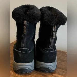 Khombu Black Suede and Knit Faux Fur Winter Boots, Size 7 thumbnail 4