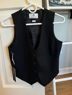 Aritzia Top thumbnail 1