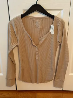 Aerie Essential Ribbed Henley in Empire Cream thumbnail 2