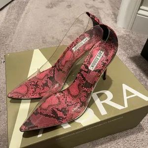 Nwot Cape Robbin Clear Transparent Pink Snake Pumps 9 thumbnail 13